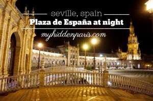 Plaza de España at night